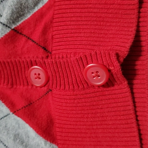 Argyle checkered sweatee cardigan. Red and Gray Button down. Size petite Lg. - Picture 10 of 11